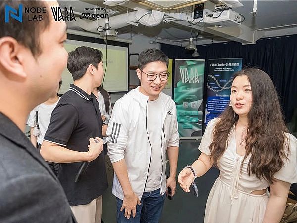 八月加密货币市场观察：机构资金加速入场，山寨币异军突起